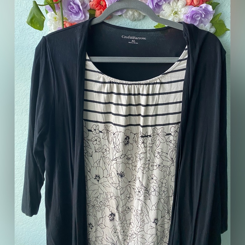 black and white business blouse